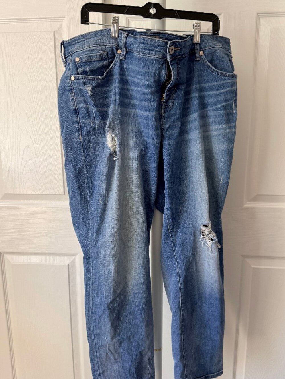 Torrid Vintage Stretch Boyfriend Medium Wash Jeans 22R